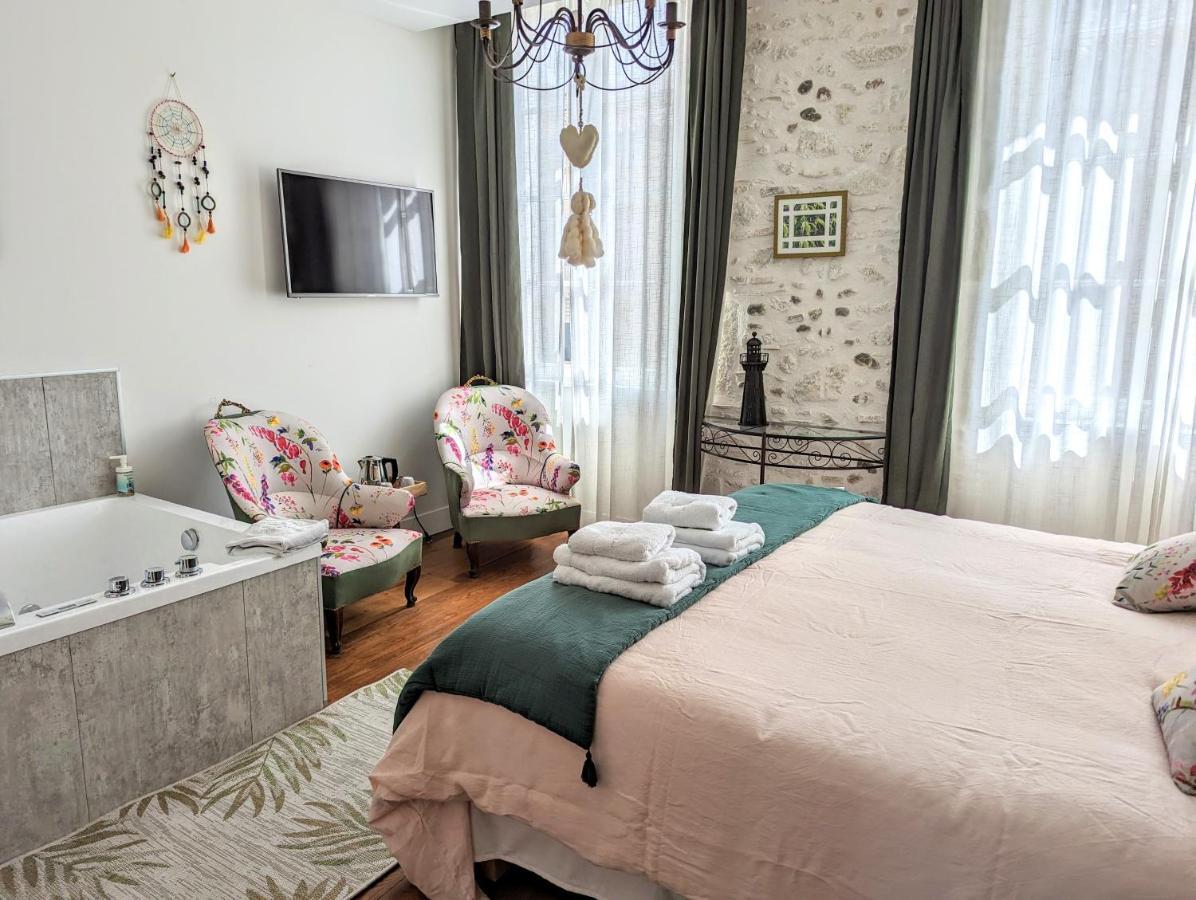 "Le Jardin Sur L'Eau "Chambres D'Hotes Et Appartements Tout Confort Aire-sur-lʼAdour Eksteriør bilde