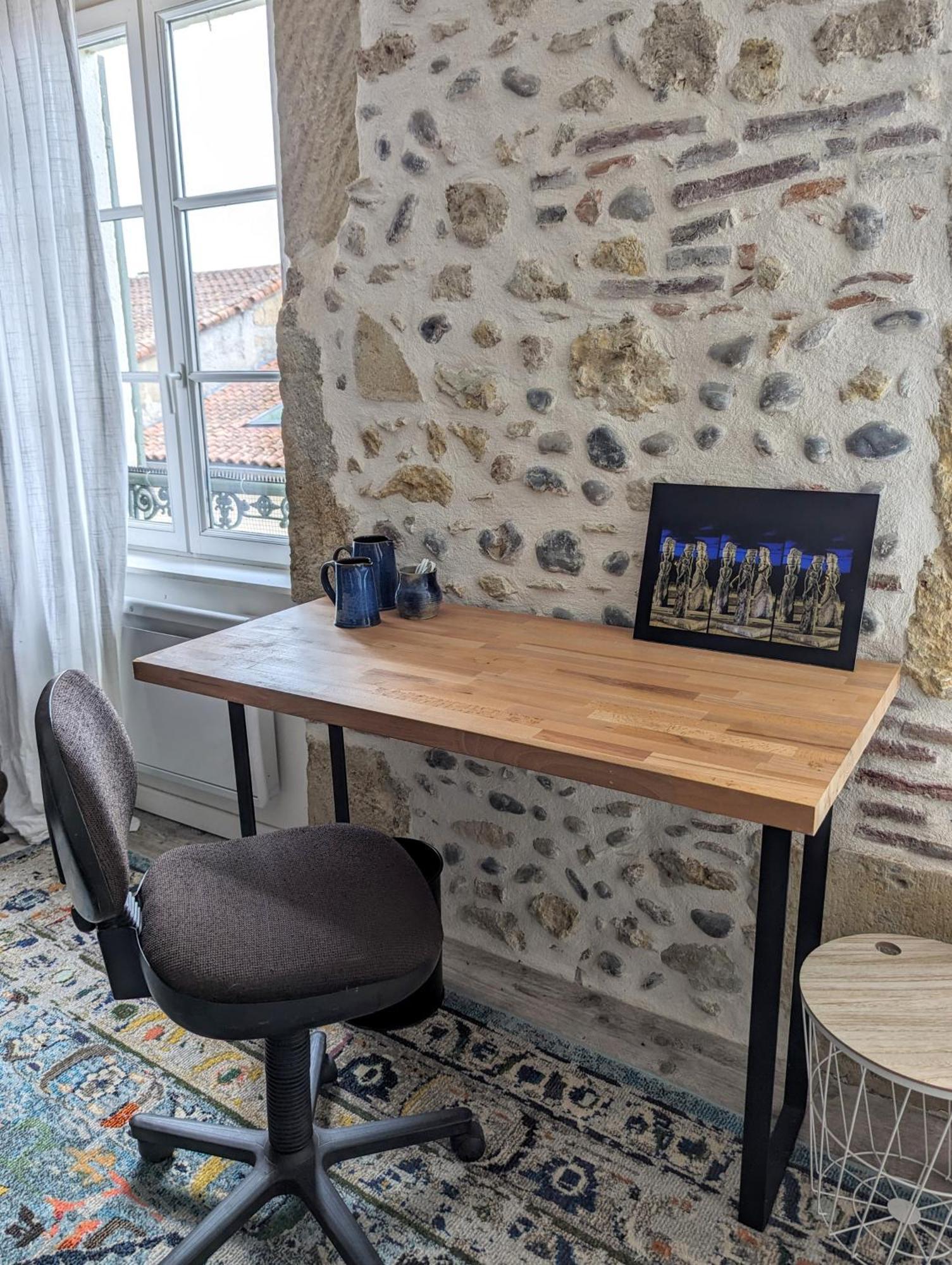 "Le Jardin Sur L'Eau "Chambres D'Hotes Et Appartements Tout Confort Aire-sur-lʼAdour Rom bilde